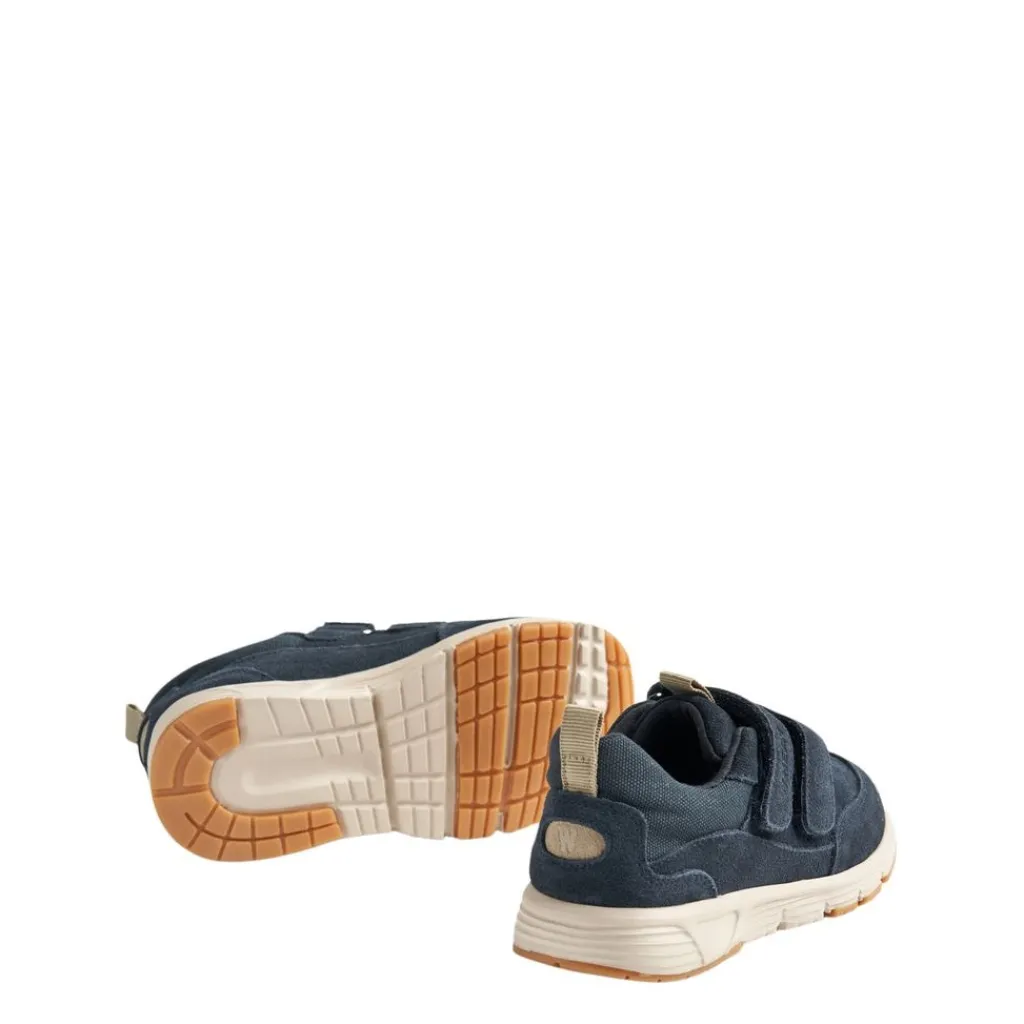 Alin Sneakers Navy Barn Sneakers