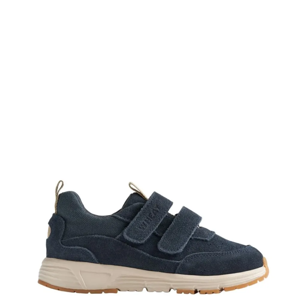 Alin Sneakers Navy Barn Sneakers