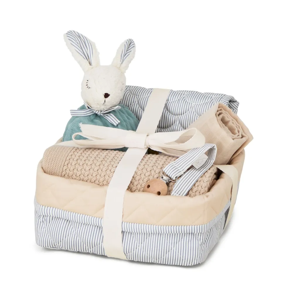 Online Babyshower Presentkorg Classic Stripes Blue Barn Outfits & Gåvoset