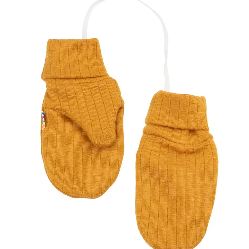 Outlet Basvantar i Yellow Barn Accessoarer