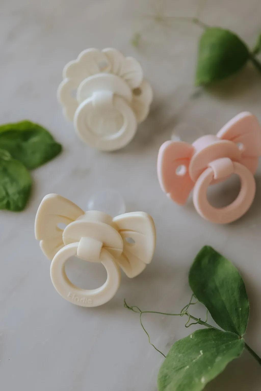 Discount Binky Bloom Napp Vanilla White Nappar & Napphållare