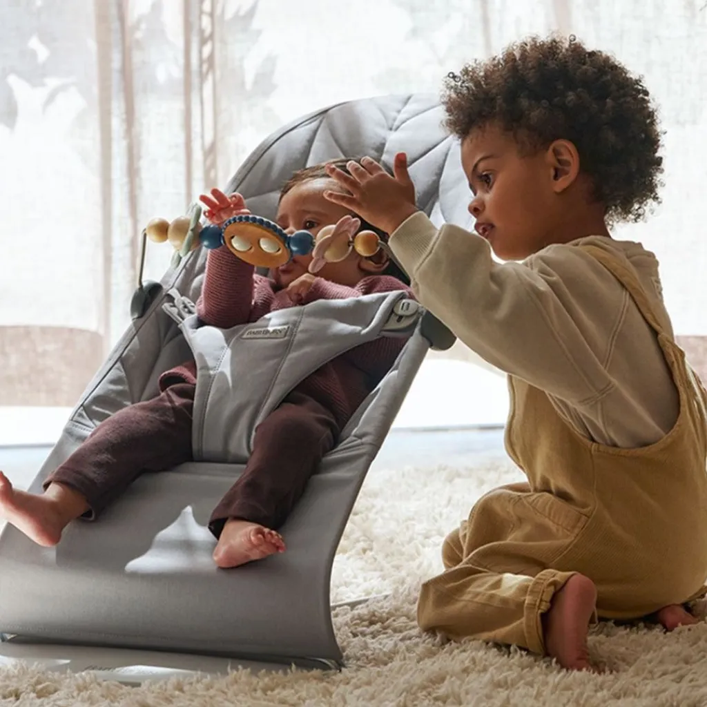 Online Bliss Petal Quilt Babysitter Ljusgrå Babysitter & Gungor