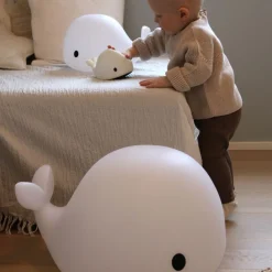 Discount Christian Whale 30 cm LED Nattlampa Vit Belysning