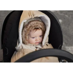 New Fodrad Babymössa Pinstripe Barn Accessoarer