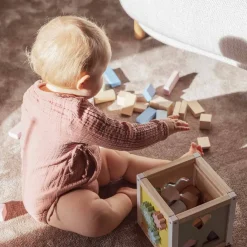 Best Liten Aktivitetskub Babyleksaker