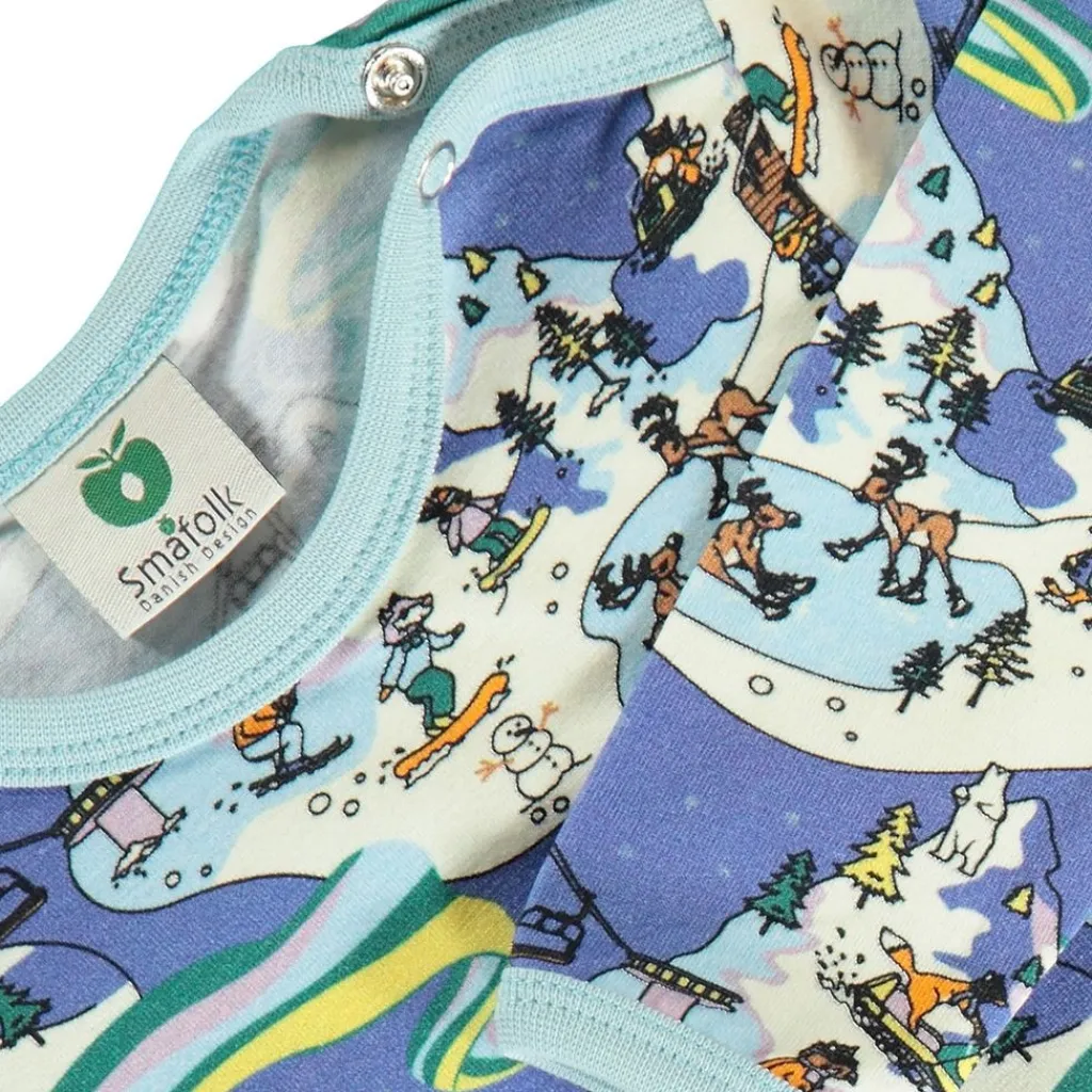 New Långärmad Onesie i Federal Blue med vinterlandskap Barn Bodys & Bodysuits