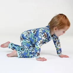 New Långärmad Onesie i Federal Blue med vinterlandskap Barn Bodys & Bodysuits