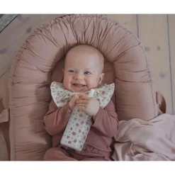 Outlet Nappflaska Autumn Rose Nappflaskor & Hakklappar