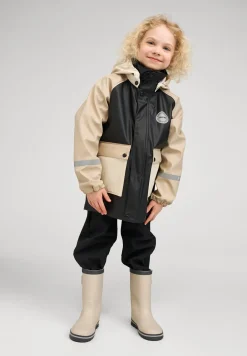 Clearance Suihku Regnrock Black Jackor & Kappor