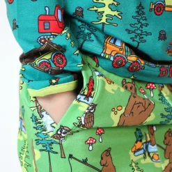 Sweatpants with bears Moss Green Barn Byxor & Shorts