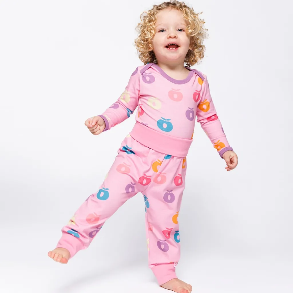 Discount Ulm Pants For Baby with Apples Pink lilac Barn Fleecekläder